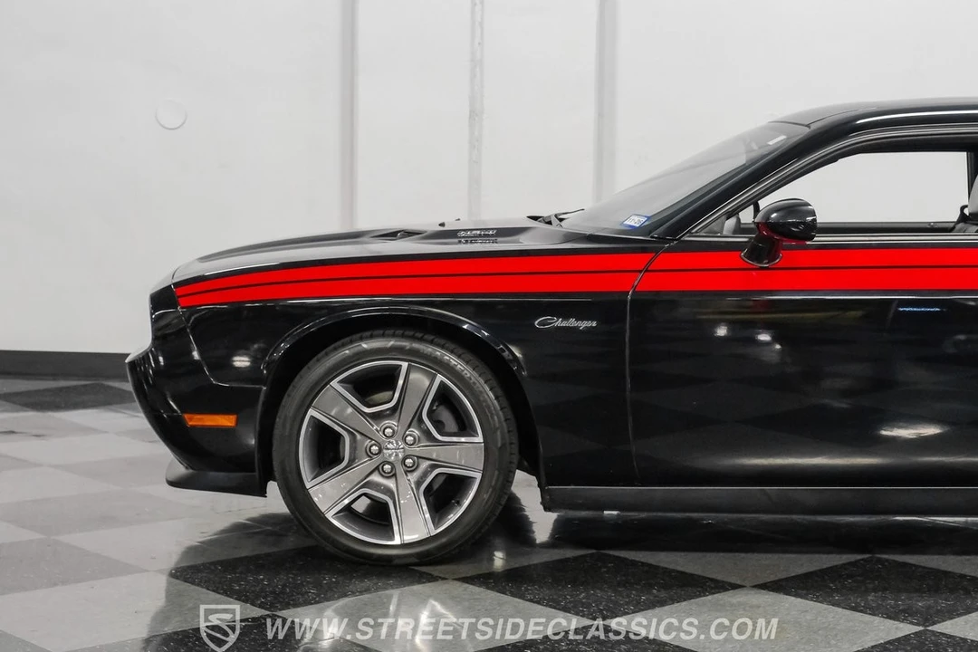 2012 Dodge Challenger 3rd Gen - Image 23 of 31