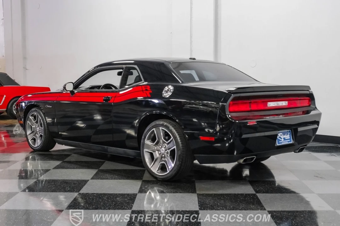 2012 Dodge Challenger 3rd Gen - Image 9 of 31