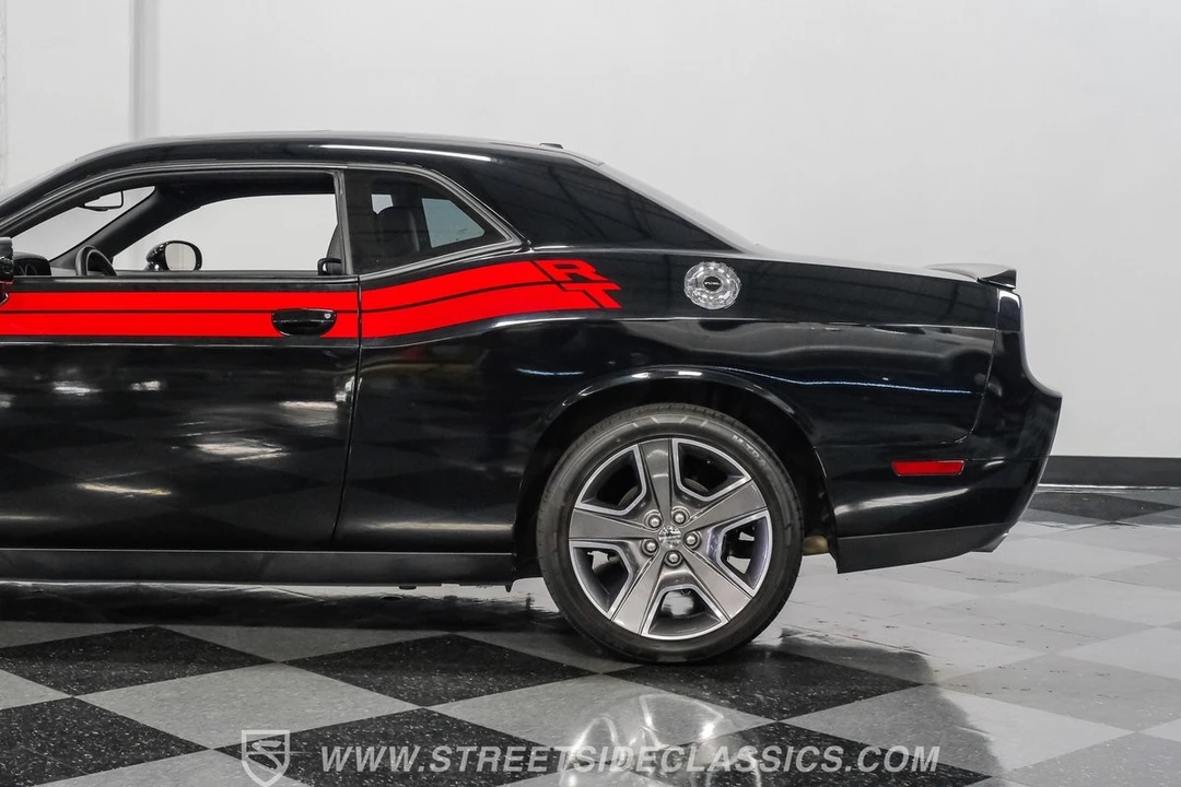 2012 Dodge Challenger 3rd Gen - Image 24 of 31