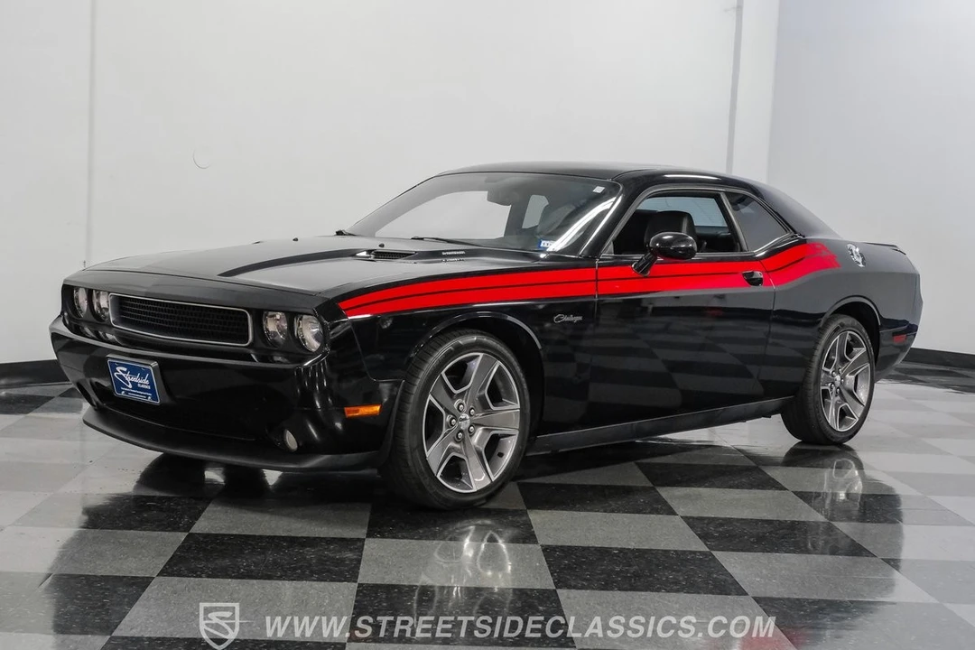 2012 Dodge Challenger 3rd Gen - Image 19 of 31