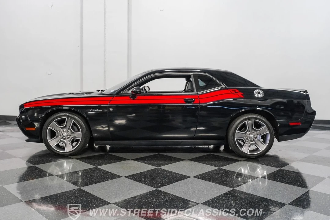 2012 Dodge Challenger 3rd Gen - Image 3 of 31