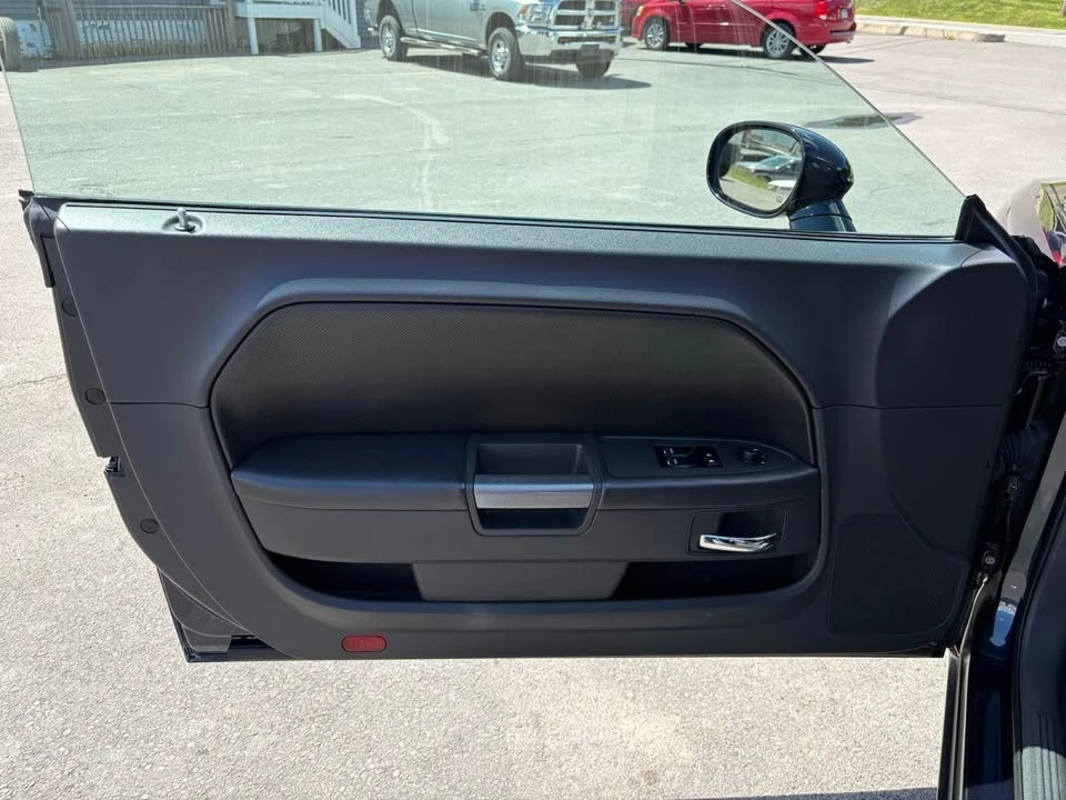 2012 Dodge Challenger 3rd Gen - Image 15 of 19