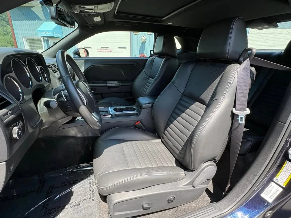 2012 Dodge Challenger 3rd Gen - Image 14 of 19