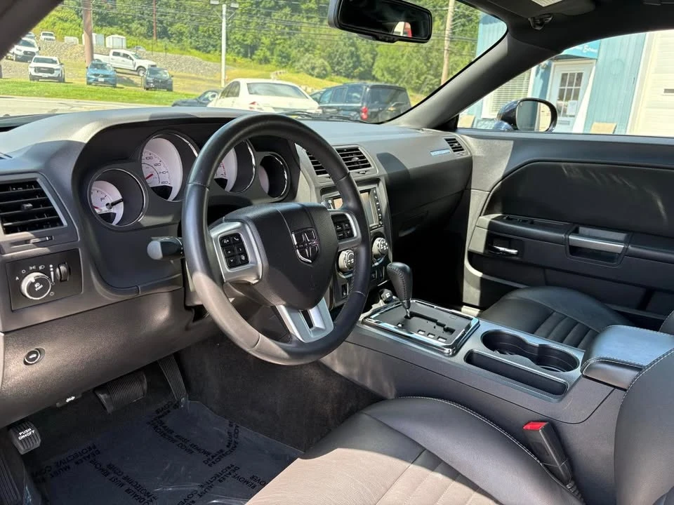 2012 Dodge Challenger 3rd Gen - Image 13 of 19