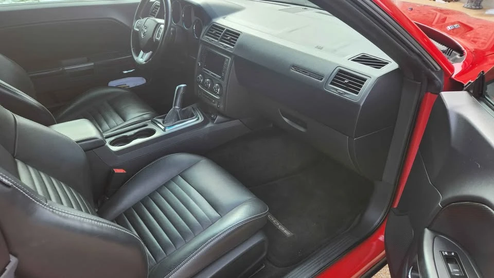 2012 Dodge Challenger 3rd Gen - Image 10 of 11
