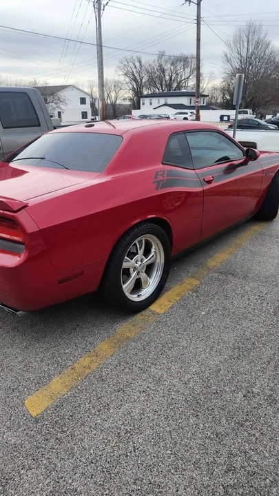 2012 Dodge Challenger 3rd Gen - Image 4 of 11