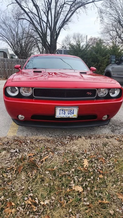 2012 Dodge Challenger 3rd Gen - Image 5 of 11