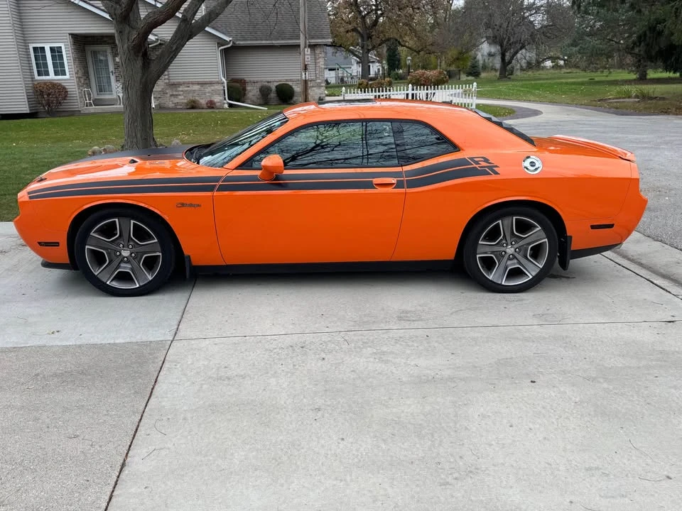 2012 Dodge Challenger 3rd Gen - Image 4 of 17