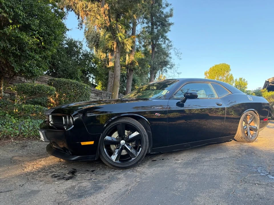 2012 Dodge Challenger 3rd Gen - Image 2 of 17