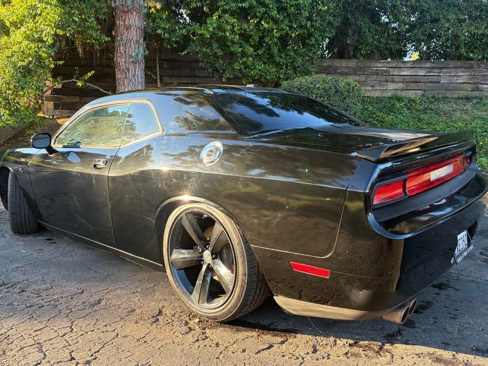 2012 Dodge Challenger 3rd Gen - Image 9 of 17