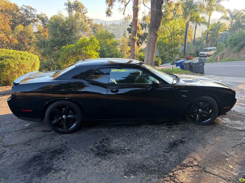 2012 Dodge Challenger 3rd Gen - Image 5 of 17