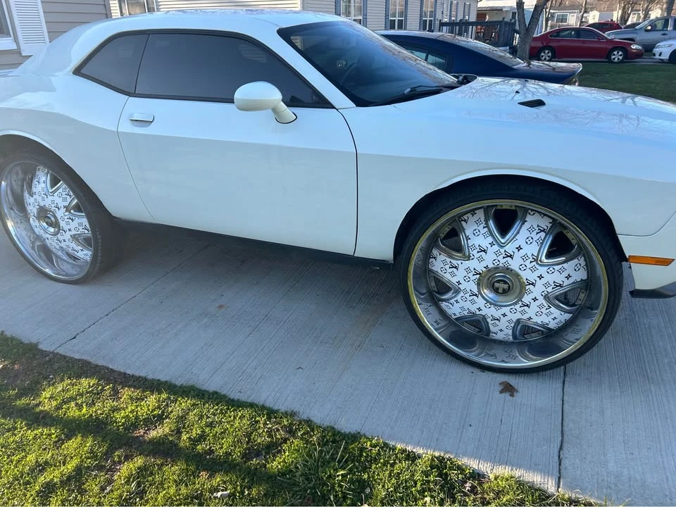2012 Dodge Challenger 3rd Gen - Image 2 of 5