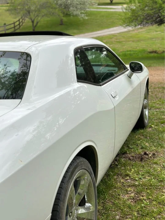 2012 Dodge Challenger 3rd Gen - Image 5 of 8