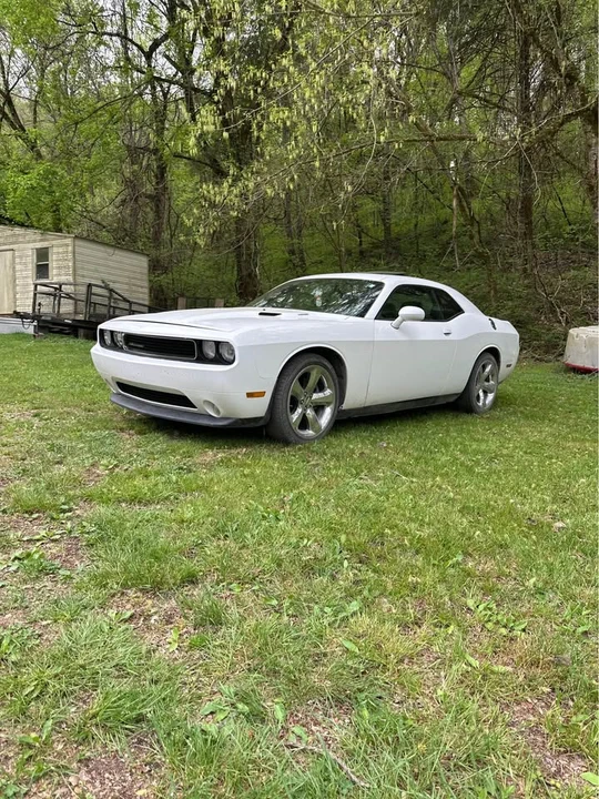2012 Dodge Challenger 3rd Gen - Image 6 of 8