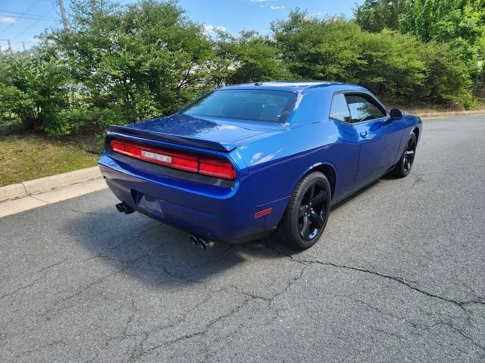 2012 Dodge Challenger 3rd Gen - Image 7 of 19