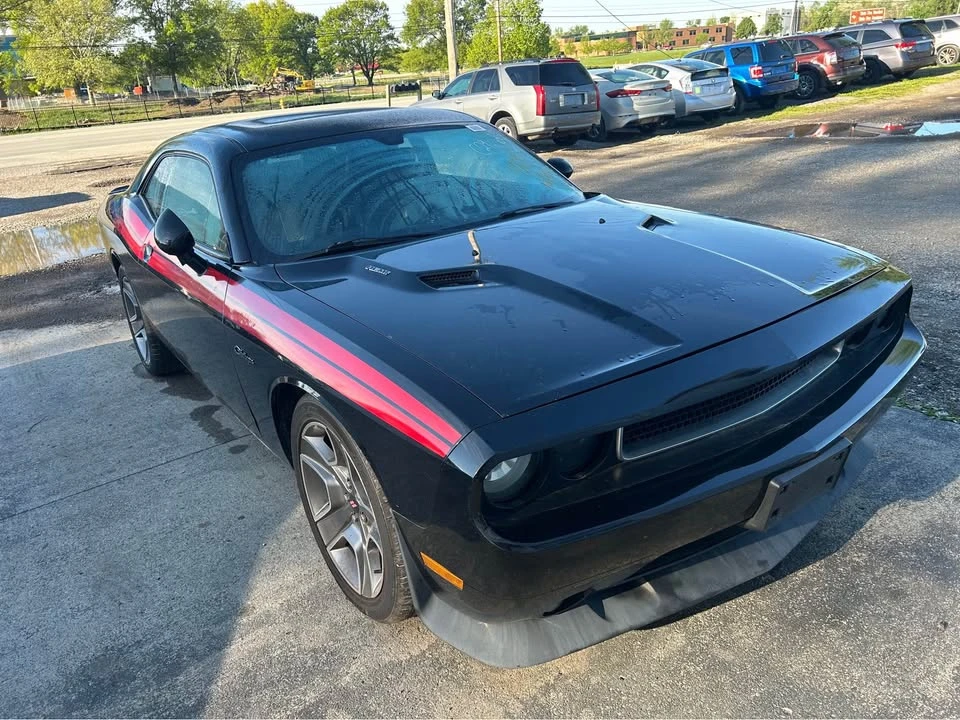 2012 Dodge Challenger 3rd Gen - Image 4 of 13