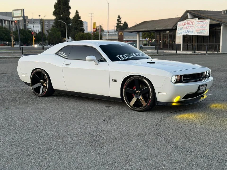 2012 Dodge Challenger 3rd Gen - Image 7 of 11