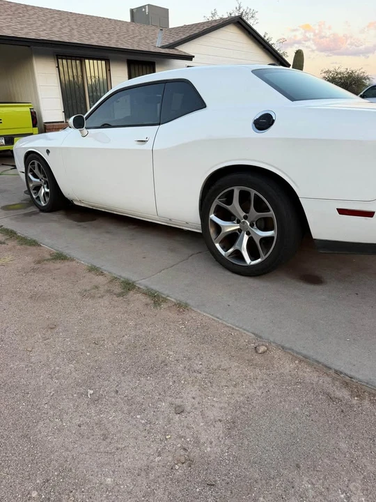 2012 Dodge Challenger 3rd Gen - Image 5 of 8