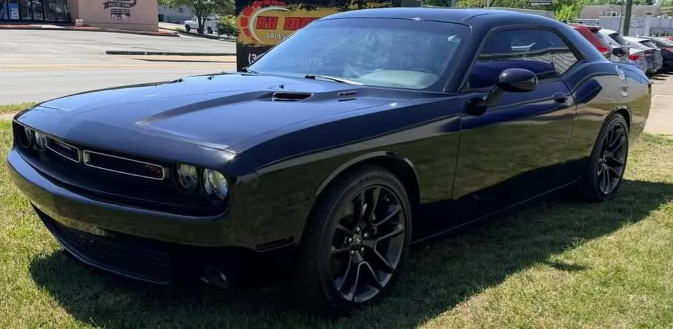 2012 Dodge Challenger 3rd Gen - Image 2 of 8