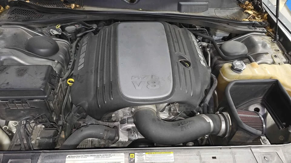 2012 Dodge Challenger 3rd Gen - Image 6 of 8