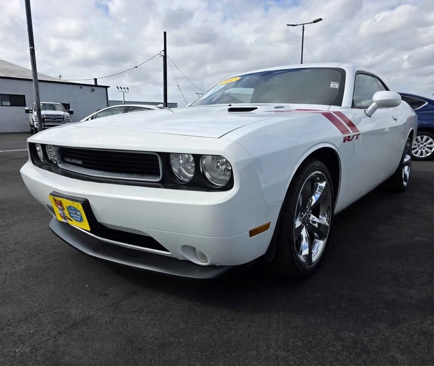 2012 Dodge Challenger 3rd Gen - Image 3 of 9