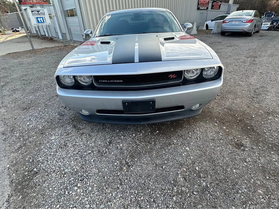 2012 Dodge Challenger 3rd Gen - Image 5 of 10