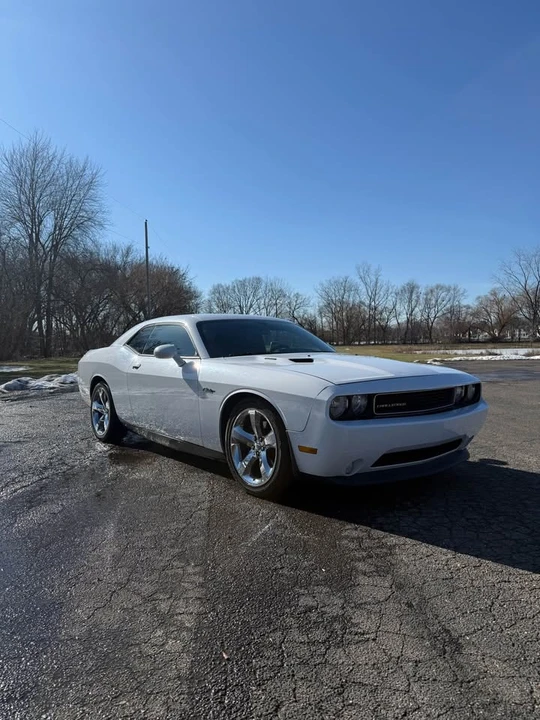 2012 Dodge Challenger 3rd Gen - Image 3 of 15