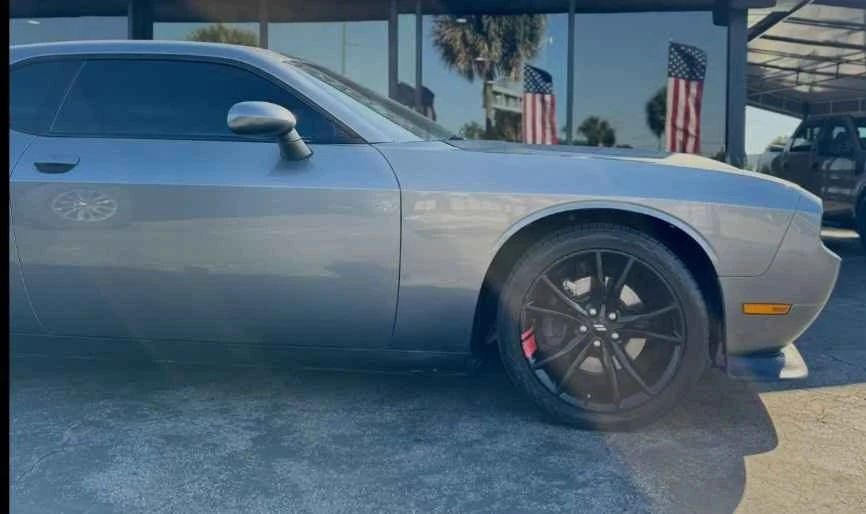 2012 Dodge Challenger - Image 8 of 8