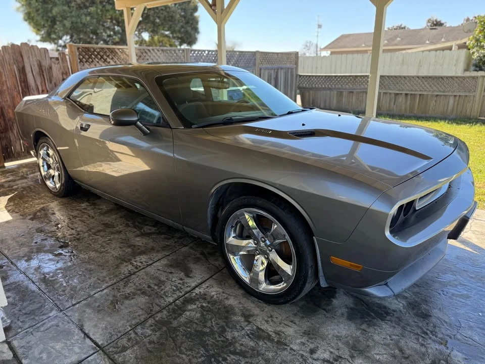 2012 Dodge Challenger 3rd Gen - Image 4 of 15