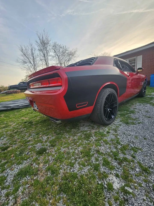 2012 Dodge Challenger 3rd Gen - Image 4 of 9