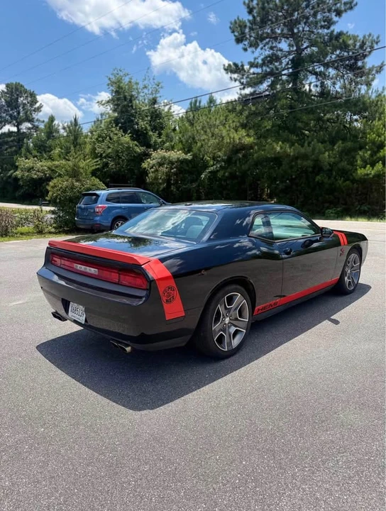 2012 Dodge Challenger 3rd Gen - Image 8 of 15