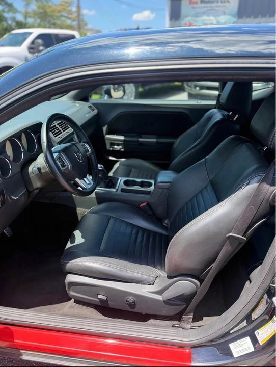 2012 Dodge Challenger 3rd Gen - Image 12 of 15
