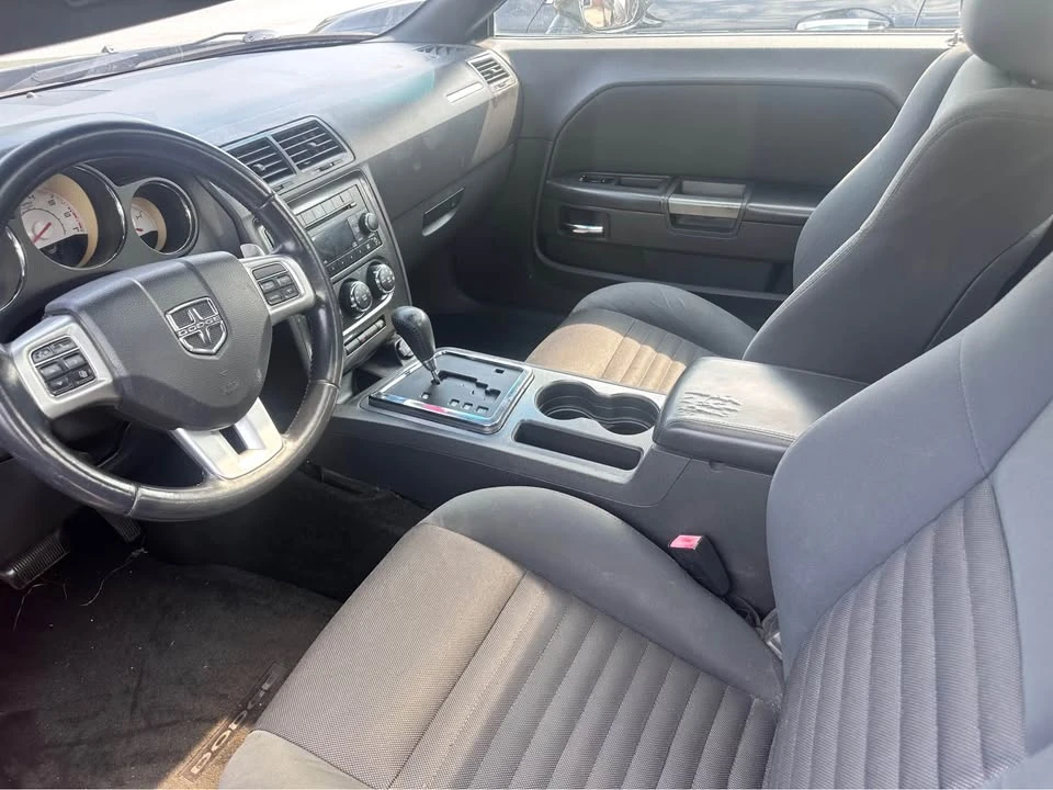2012 Dodge Challenger 3rd Gen - Image 5 of 7