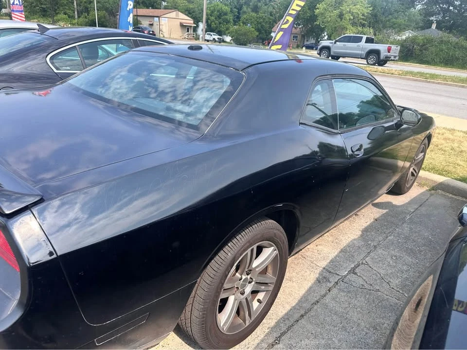 2012 Dodge Challenger 3rd Gen - Image 2 of 7