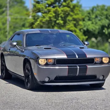 2012 Dodge Challenger R/T Coupe