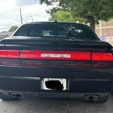 2012 Dodge Challenger R/T Coupe