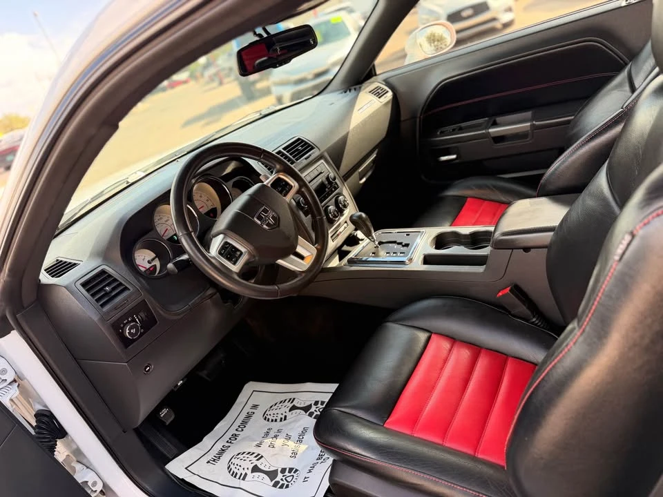 2012 Dodge Challenger 3rd Gen - Image 4 of 7