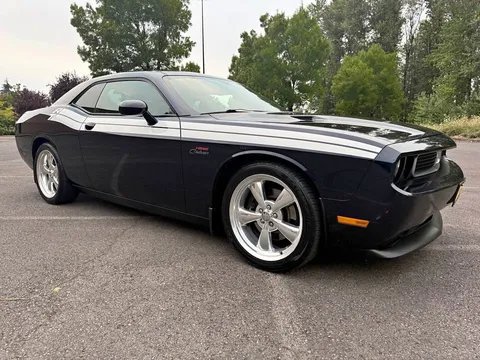 2012 Dodge Challenger R/T Coupe 2D
