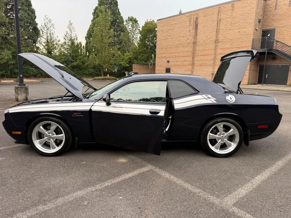 2012 Dodge Challenger 3rd Gen - Image 9 of 18