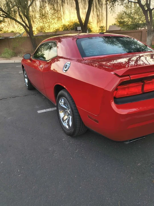 2012 Dodge Challenger 3rd Gen - Image 3 of 8
