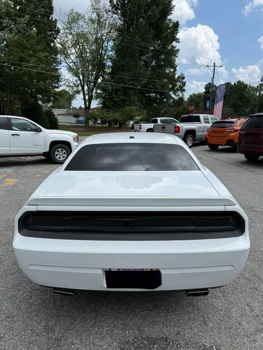 2012 Dodge Challenger 3rd Gen - Image 4 of 15