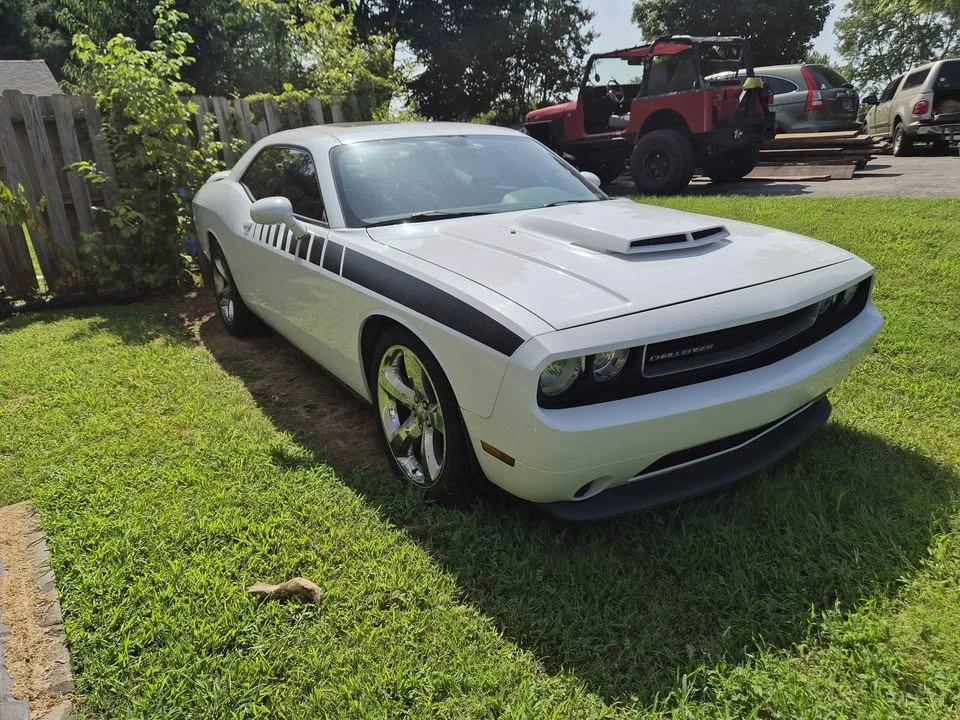 2012 Dodge Challenger 3rd Gen - Image 3 of 18