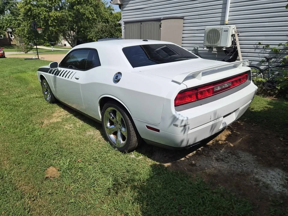 2012 Dodge Challenger 3rd Gen - Image 7 of 18