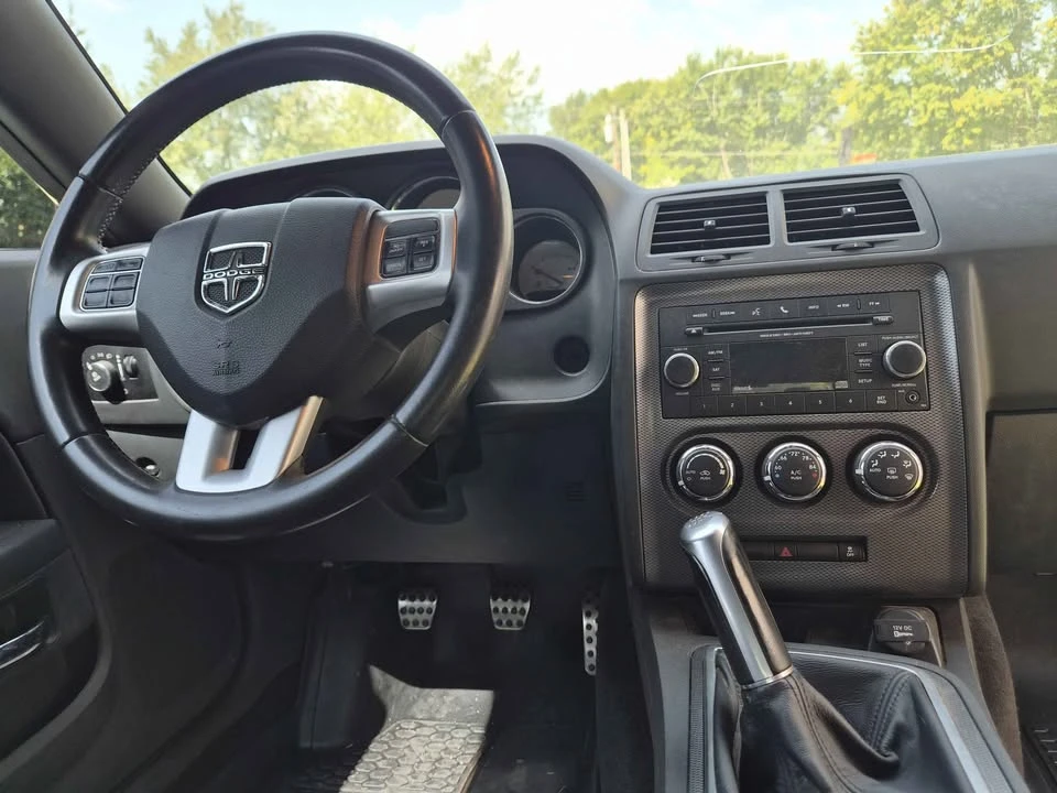 2012 Dodge Challenger 3rd Gen - Image 15 of 18