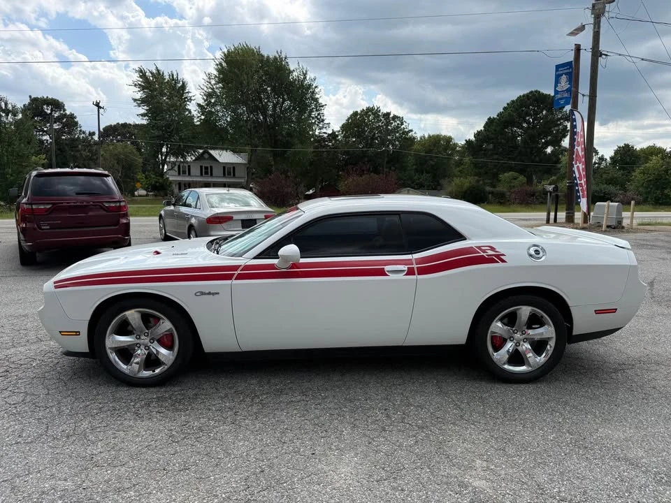 2012 Dodge Challenger 3rd Gen - Image 3 of 15