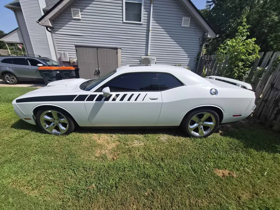 2012 Dodge Challenger 3rd Gen - Image 8 of 18