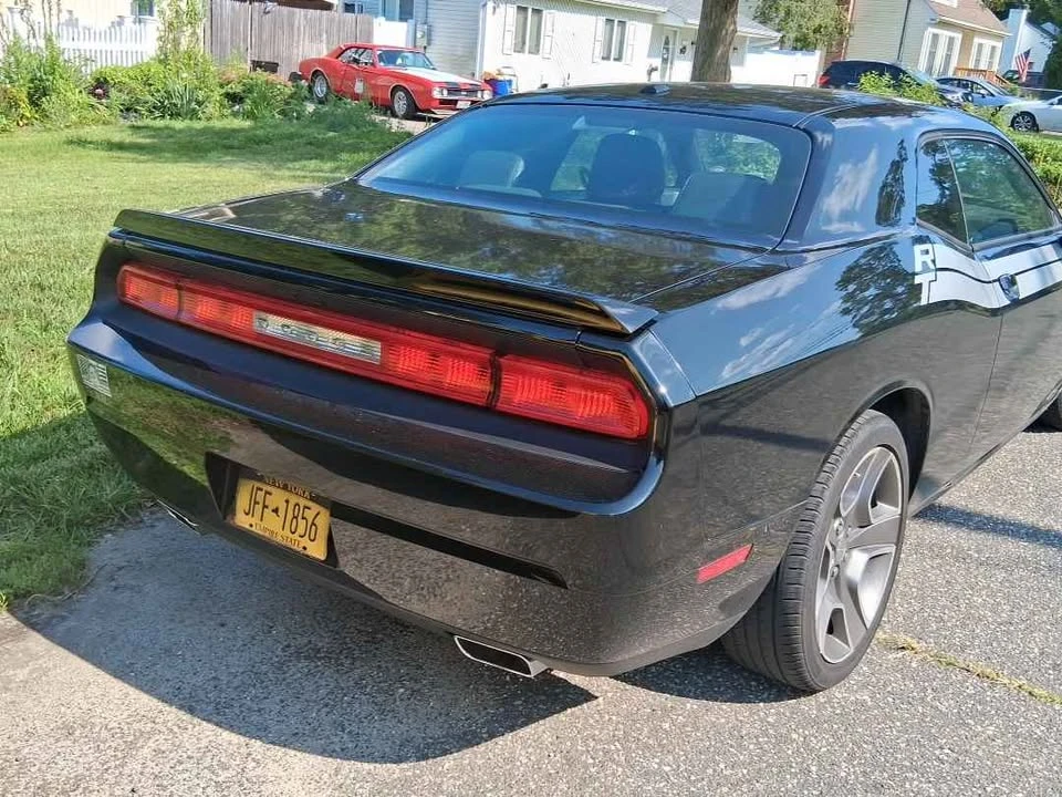 2012 Dodge Challenger 3rd Gen - Image 5 of 9