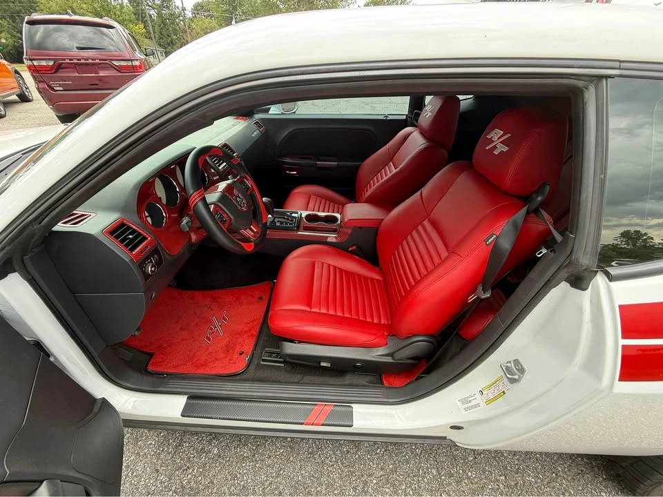 2012 Dodge Challenger 3rd Gen - Image 5 of 15