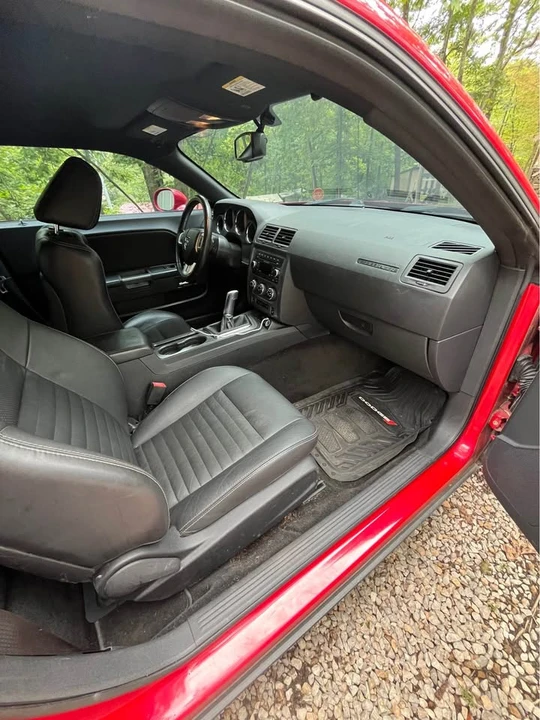 2012 Dodge Challenger 3rd Gen - Image 7 of 20