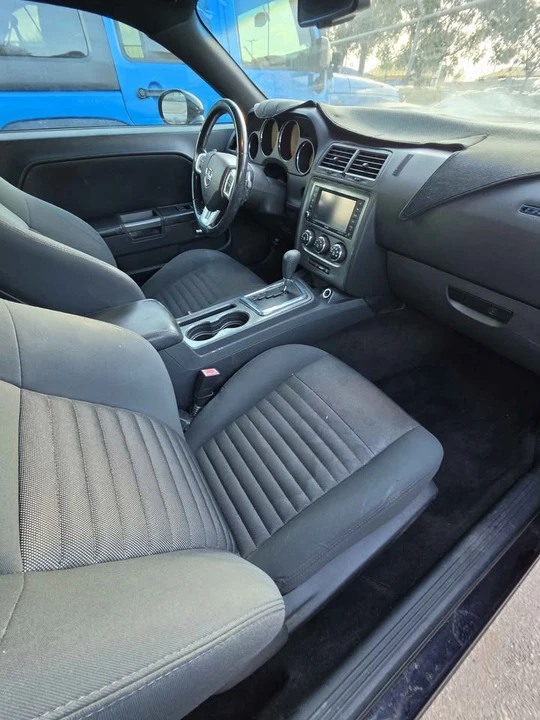 2012 Dodge Challenger 3rd Gen - Image 5 of 7